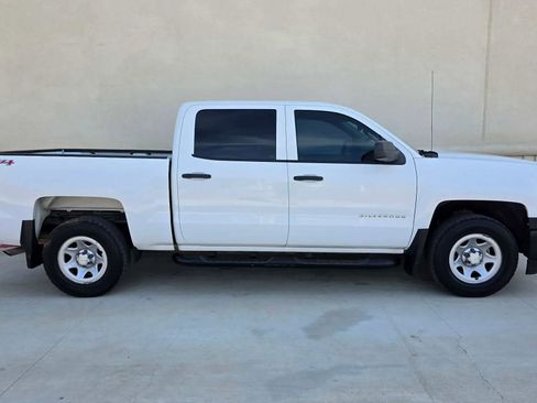 Used 2015 Chevrolet Silverado 1500 W/T w/ Trailering Package image 2