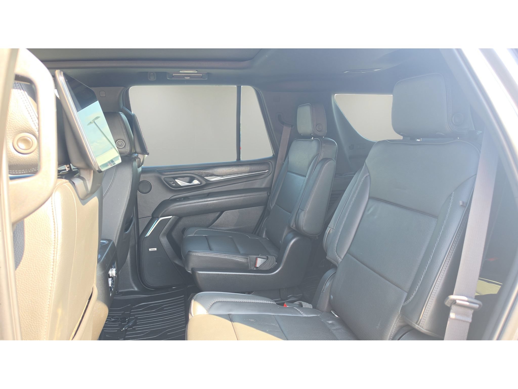 Used 2021 GMC Yukon Denali w/ Denali Ultimate Package RWD image 15