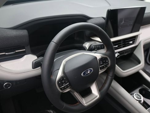 New 2026 Ford Explorer Active image 14