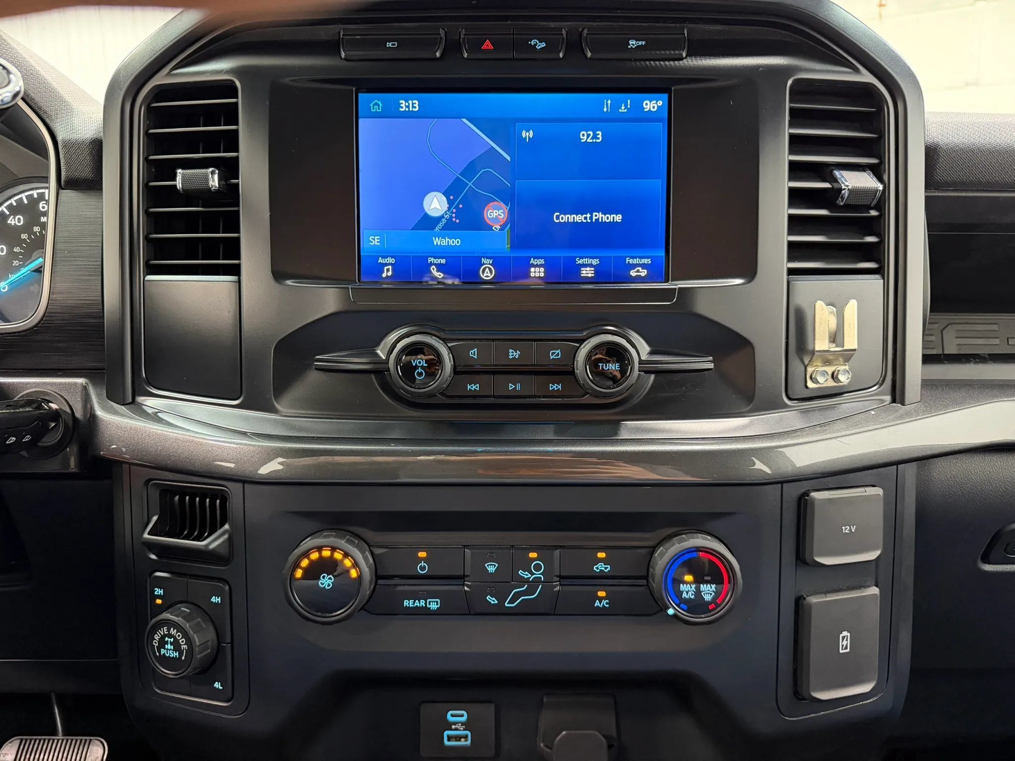 Used 2022 Ford F150 XL w/ STX Appearance Package AWD/4WD image 24