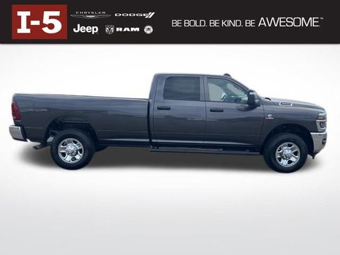 New 2025 RAM 3500 Tradesman image 10