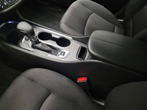Used 2025 Chevrolet Malibu LT FWD image 26