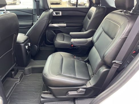 Used 2022 Ford Explorer Limited w/ Hybrid Equipment Group 310A image 20