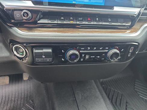 Certified 2023 Chevrolet Silverado 1500 RST AWD/4WD image 18