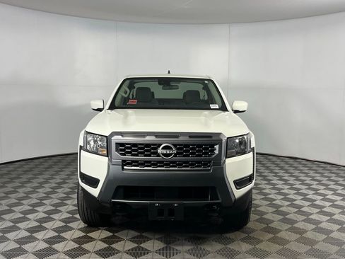 Used 2025 Nissan Frontier SV image 11