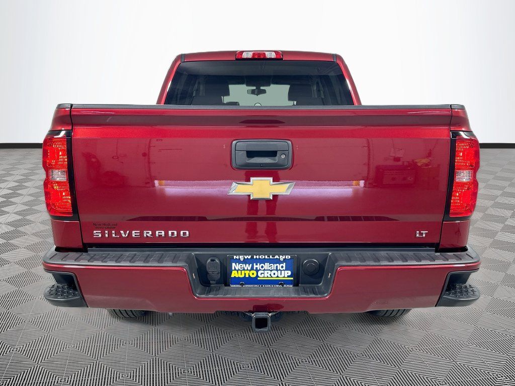 Used 2018 Chevrolet Silverado 1500 LT w/ All Star Edition AWD/4WD image 6