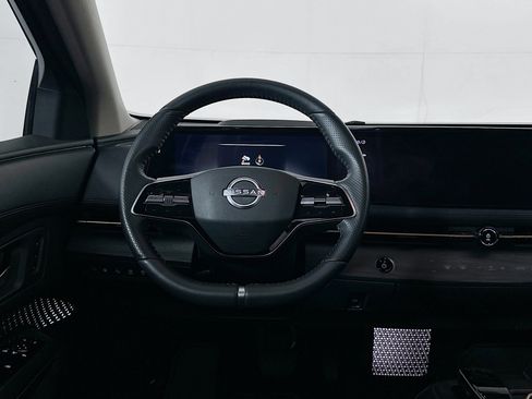 Used 2023 Nissan Ariya FWD image 18