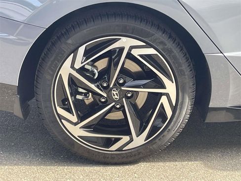 New 2026 Hyundai Sonata SEL image 7