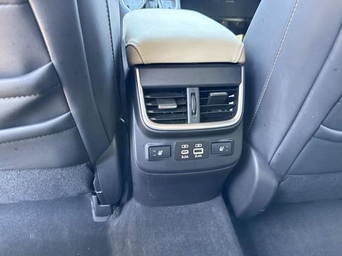 Used 2023 Subaru Outback Limited image 20