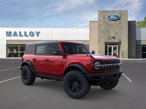 New 2025 Ford Bronco Badlands image 7