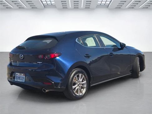 Used 2021 MAZDA MAZDA3 s image 6