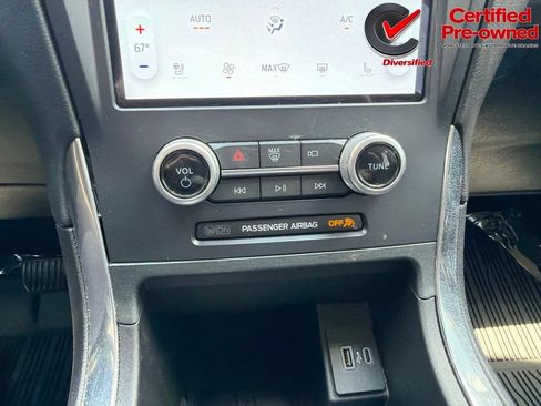Used 2022 Ford Edge Titanium w/ Equipment Group 301A AWD/4WD image 82