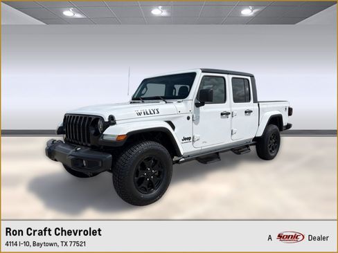 Used 2022 Jeep Gladiator Sport AWD/4WD image 1