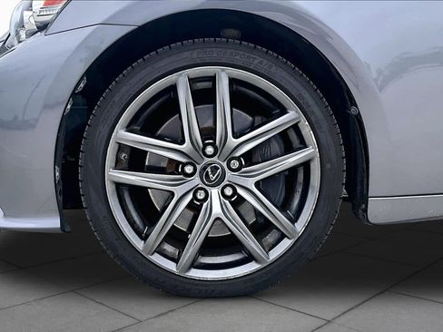 Used 2016 Lexus IS 200t w/ F Sport Package RWD image 11