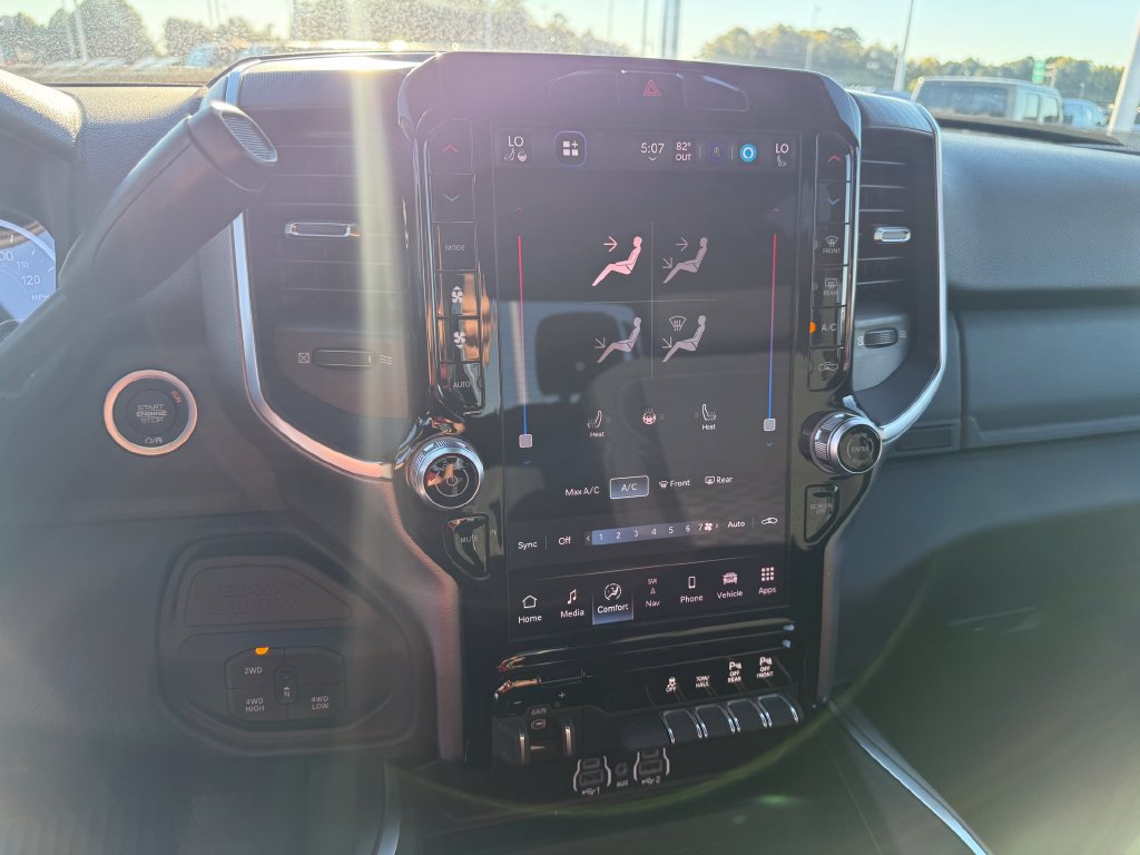 New 2026 RAM 2500 Big Horn AWD/4WD image 10