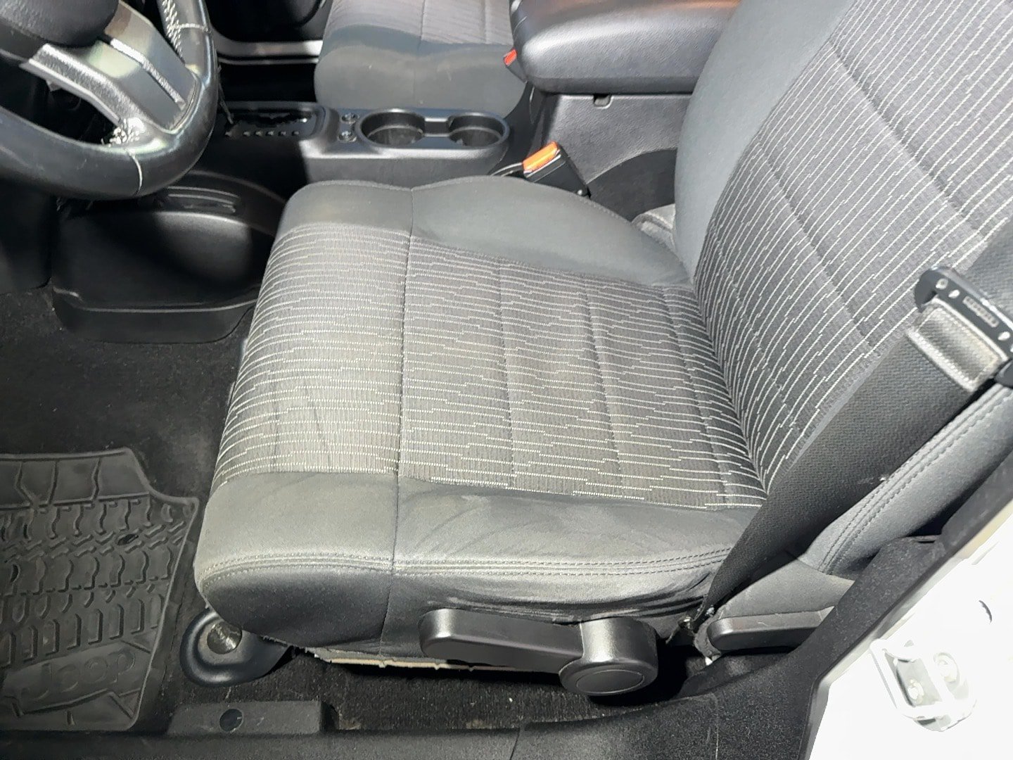 Used 2011 Jeep Wrangler Unlimited Sport AWD/4WD image 50