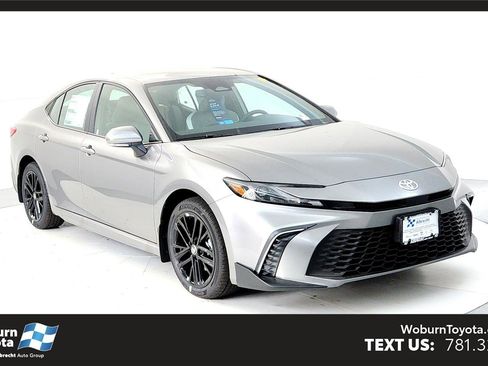 New 2026 Toyota Camry SE image 1