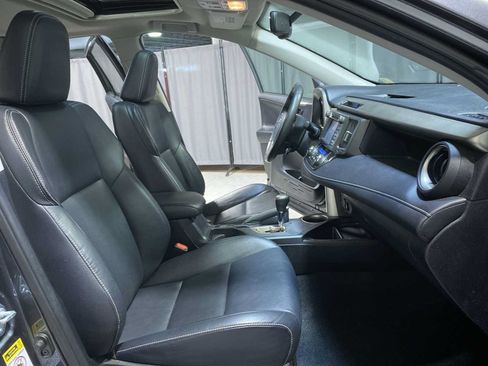 Used 2013 Toyota RAV4 Limited AWD/4WD image 14