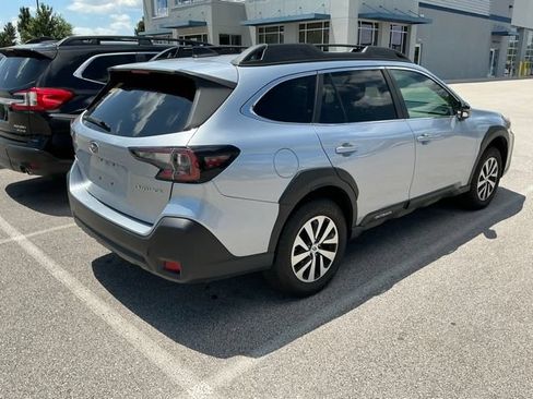 Certified 2023 Subaru Outback Premium AWD/4WD image 5