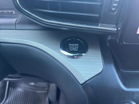 Used 2020 Ford Explorer XLT w/ Equipment Group 202A image 20