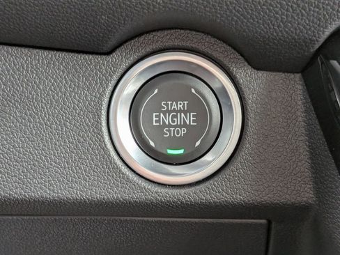 Certified 2024 Chevrolet Traverse LT FWD image 26