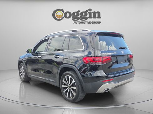 Certified 2022 Mercedes-Benz GLB 250 image 3