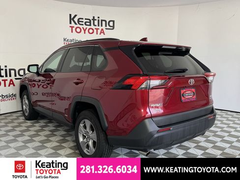 Certified 2025 Toyota RAV4 LE AWD/4WD image 8