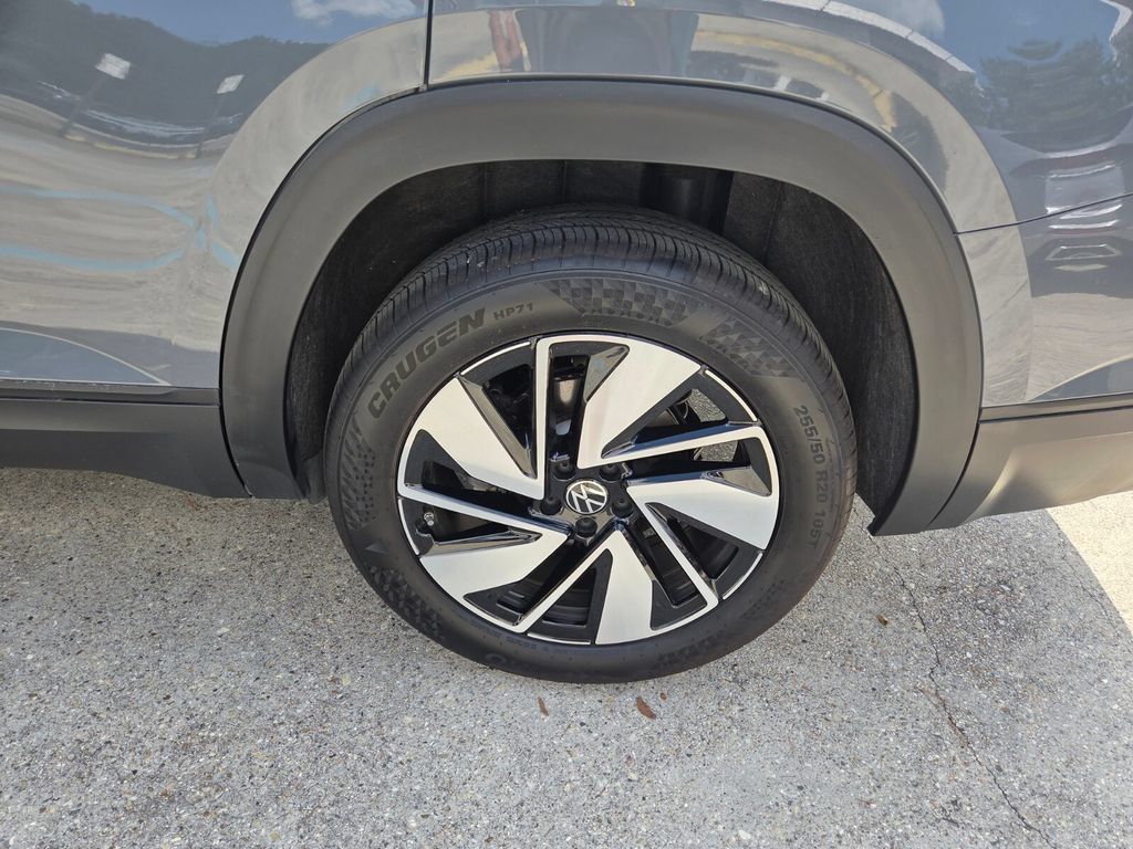 Used 2026 Volkswagen Atlas SE FWD image 26