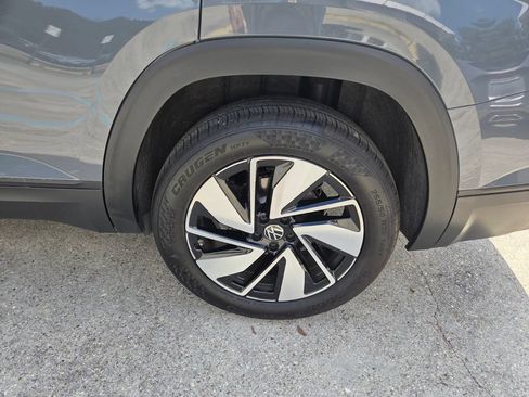 Used 2026 Volkswagen Atlas SE FWD image 26