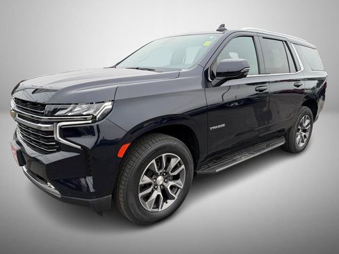 Used 2021 Chevrolet Tahoe LT w/ LT Signature Package RWD image 2