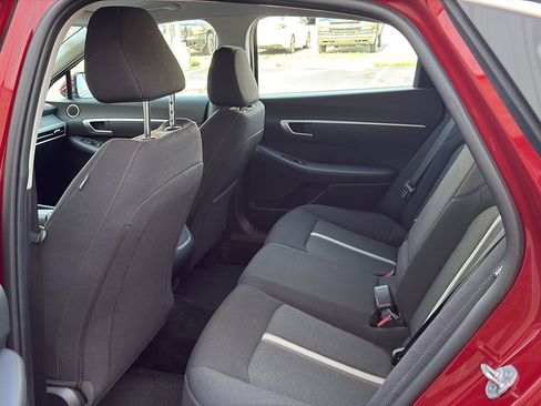 Used 2025 Hyundai Sonata SEL FWD image 29