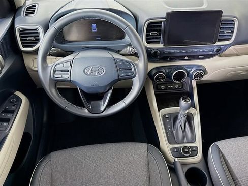 Certified 2024 Hyundai Venue Limited FWD image 24