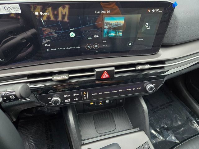 New 2026 Kia Sportage SX FWD image 6