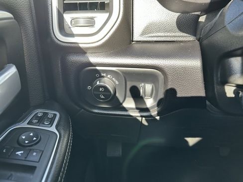 Used 2024 RAM 2500 Big Horn image 27