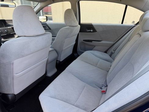 Used 2013 Honda Accord LX image 11