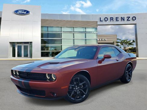 Used 2022 Dodge Challenger SXT w/ Blacktop Package image 1
