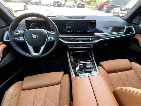 Used 2024 BMW X5 xDrive40i w/ Premium Package AWD/4WD image 18