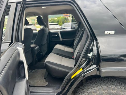 Used 2015 Toyota 4Runner SR5 RWD image 27