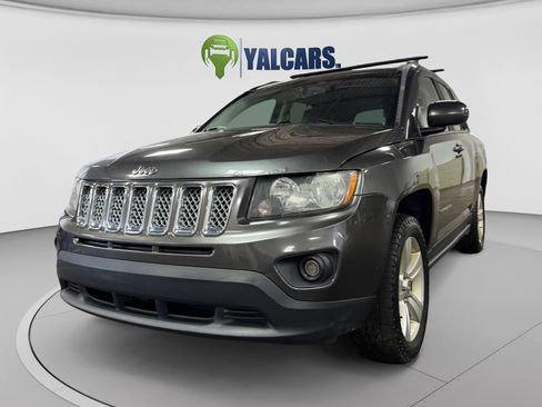 Used 2016 Jeep Compass Latitude AWD/4WD image 9