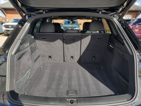 Used 2025 Audi Q5 2.0T Premium image 9