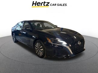 Used 2025 Nissan Altima 2.5 SV video 1
