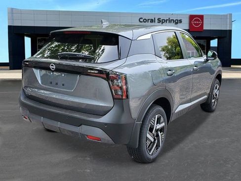 New 2026 Nissan Kicks SV w/ Charging Package FWD image 5