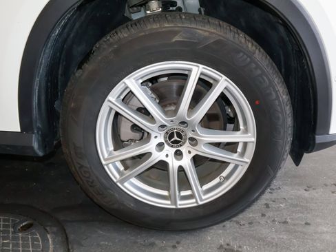 Used 2023 Mercedes-Benz GLC 300 4MATIC image 42
