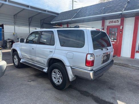 Used 2002 Toyota 4Runner SR5 image 6