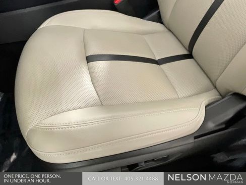 Certified 2025 MAZDA CX-90 3.3 Turbo w/ Preferred Package image 24