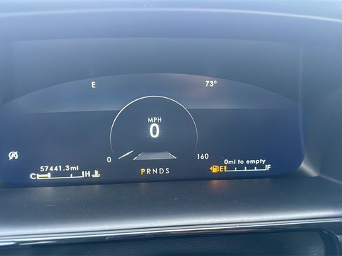 Used 2022 Lincoln Nautilus Reserve image 13