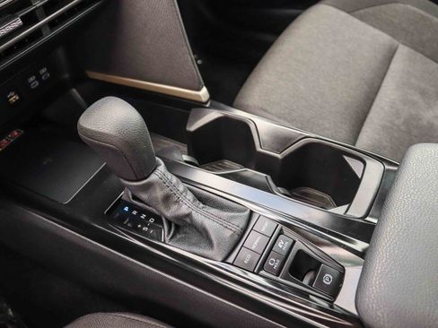 Certified 2025 Toyota Camry SE AWD/4WD image 22
