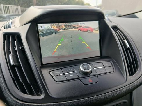Used 2019 Ford Escape SE AWD/4WD image 14