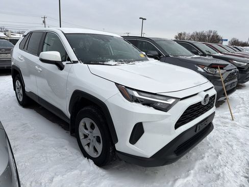 Used 2023 Toyota RAV4 LE image 2