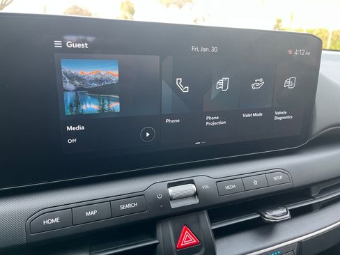 Used 2025 Kia K4 LXS image 20